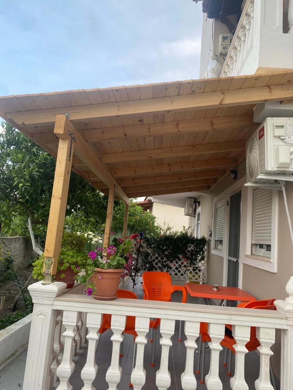 Guest House Narta Vlorë Екстериор снимка